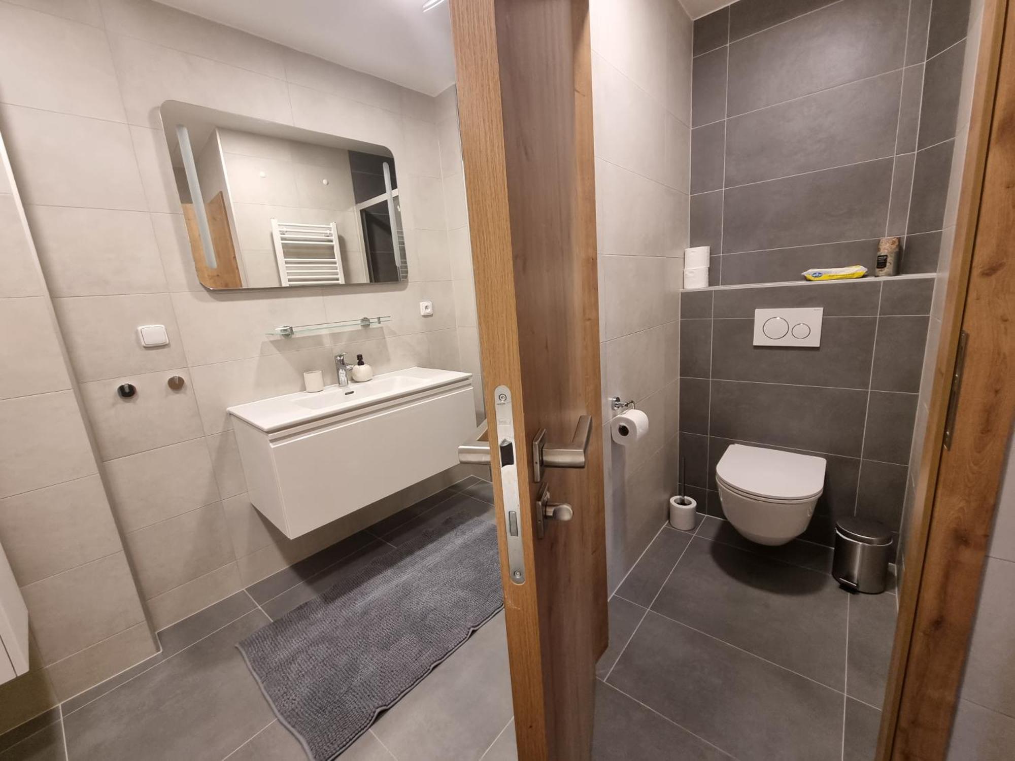 Velky Byt 3+Kk Klicperova, 2 Loznice Hradec Králové Extérieur photo